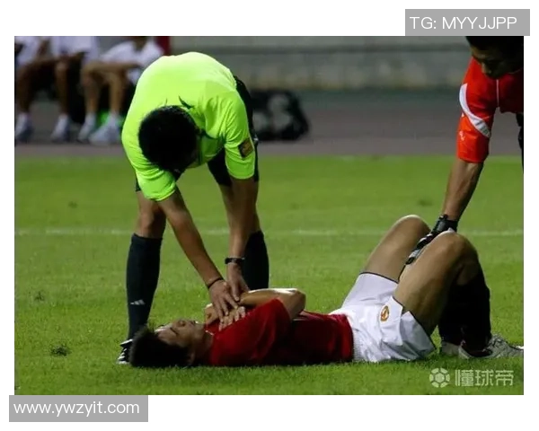 杨娜专访：从绿茵场到人生舞台的足球旅程回顾与展望