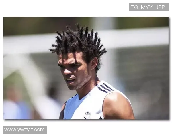 足球明星的魅力发型大盘点让你了解他们的个性与风格 足球明星的魅力发型大盘点让你了解他们的个性与风格